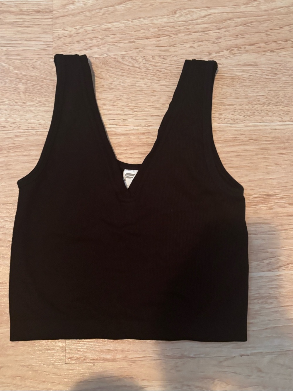 BBWT Fabletics Black Ribbed V-Neck Crop Tank
